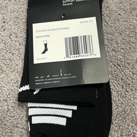 Nike Elite NBA Dri-FIT Basketball Quarter Crew Socks Black White 2 Pairs - Picture 7 of 10